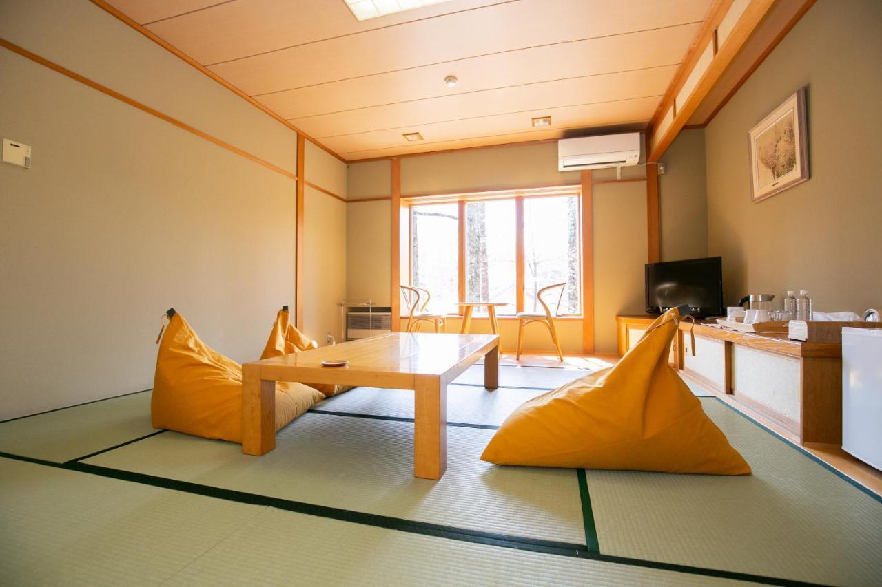Ryosha Tsukiakari Panzió Jamanakako Kültér fotó